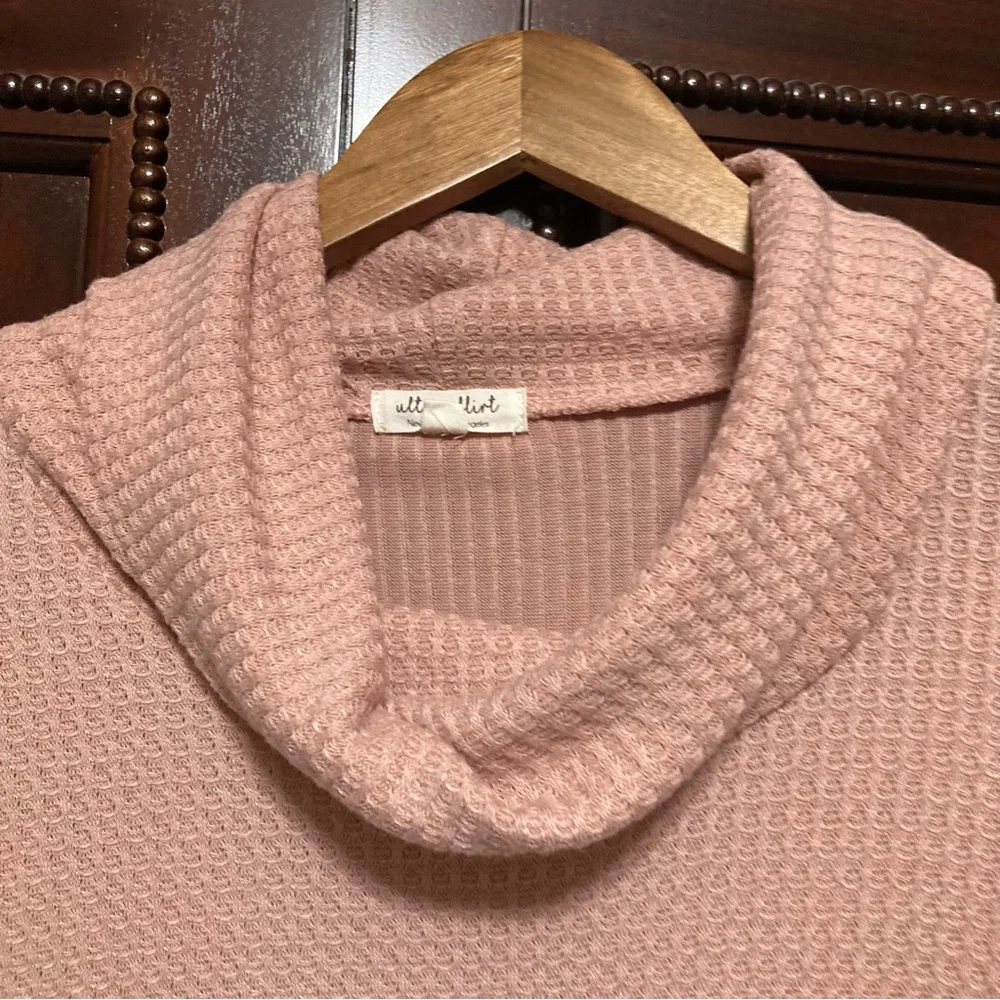 Women’s Ultra Flirt Light Pink Waffle Knit Cowl Neck Sweater Size Small - Picture 3 of 7